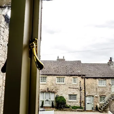 The Wensleydale 3*